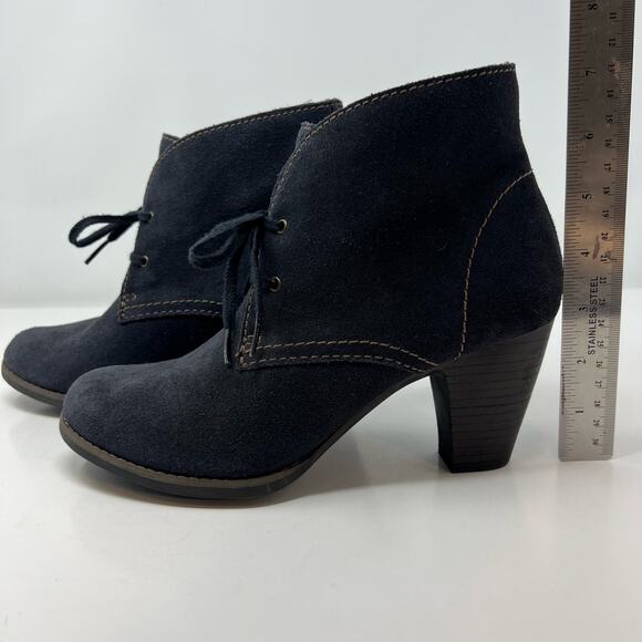 Clarks Booties Women's 8.5M Dark Blue Suede Leather Lace-Up Heel Preppy Romantic - Picture 5 of 11